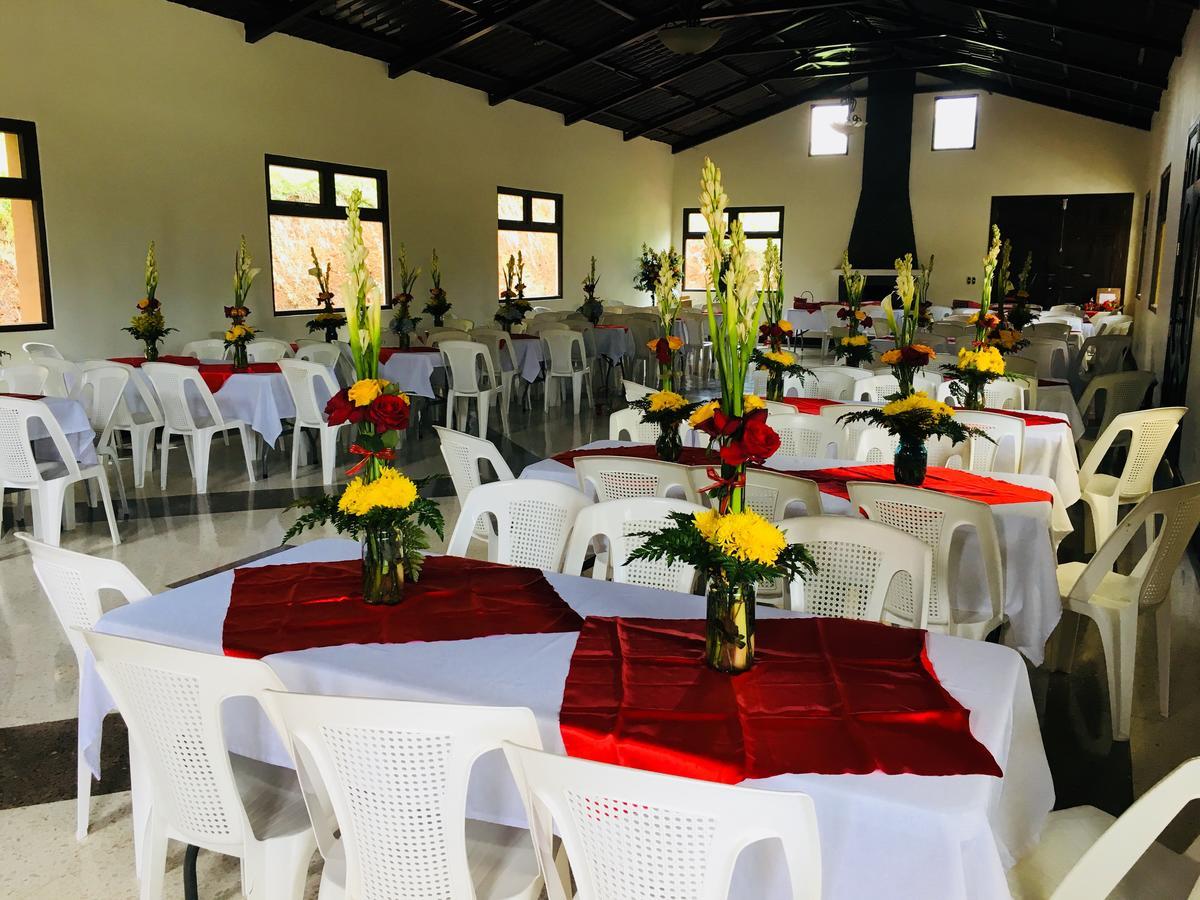 Country Delights Hotel Tamahu Ngoại thất bức ảnh