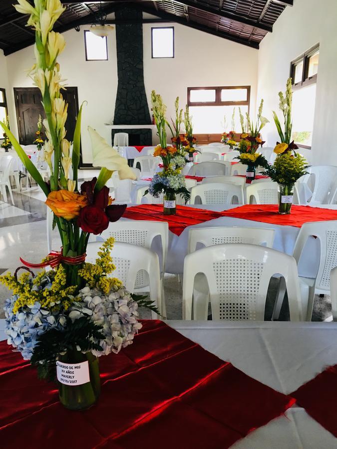 Country Delights Hotel Tamahu Ngoại thất bức ảnh